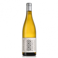 Susana Esteban Tira O Veu White