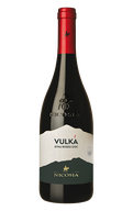 Nicosia, 20 De Janeiro De ( Vulkà Etna Rosso )